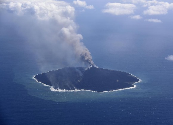 西之島