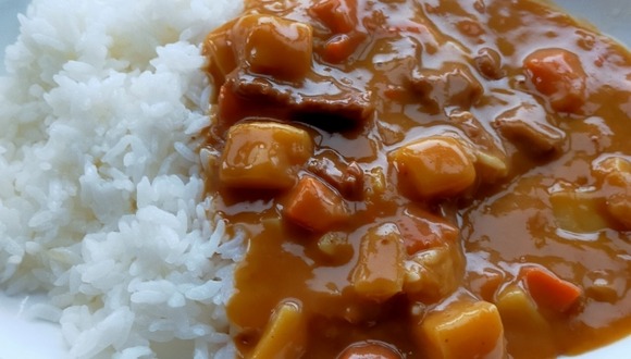 自衛隊さん、スコップでカレーを作ってしまい大炎上ｗｗｗｗｗｗｗｗｗｗｗｗ