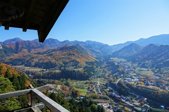 【画像】出版社「ええ！？日本で一番何もない県の観光ガイドを作れって？？？」→