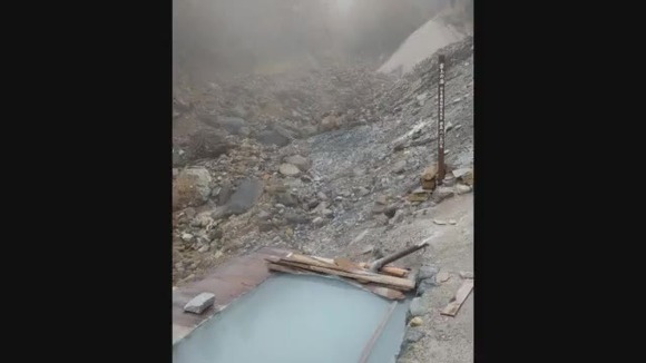 【八ヶ岳】標高2150メートルの秘湯で滑落事故
