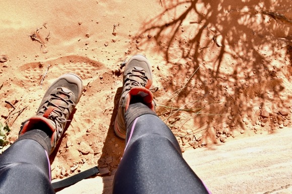 今から登山始めますって素人におすすめする靴はなに？