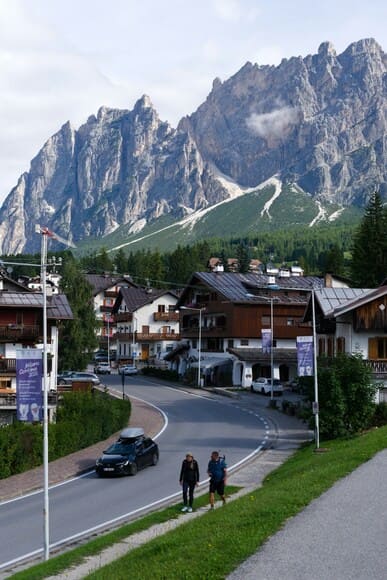 最近「フラット登山」てのがブームらしいね