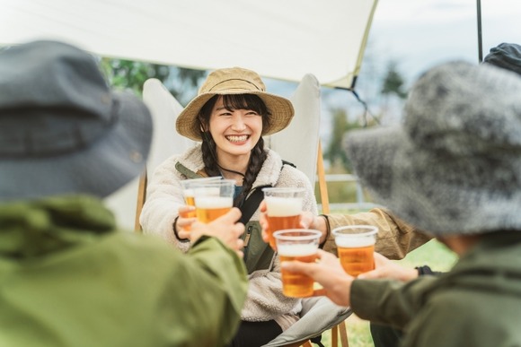 付き合ってる彼女が周りの男友達とキャンプの計画を立てていたり…モヤモヤする