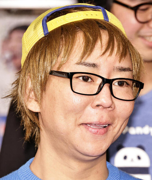楽しんご「今ただただ寒いからリアルにパーカー着てんだけどなんなんこの女」女性コラムニスト“パーカーおじさん論”をバッサリ