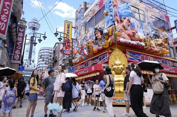 夏休みの国内旅行者数４年ぶり減…節約志向が鮮明に