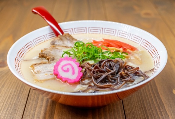 袋ラーメンで謎の人気を博してる「うまかっちゃん」とかいうラーメン