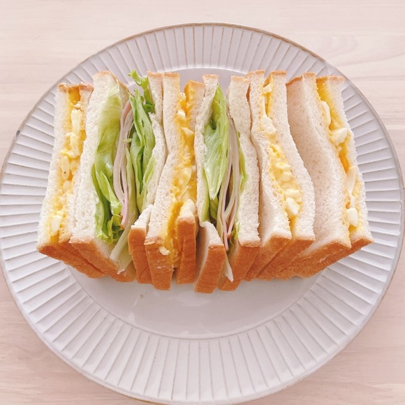 サンドイッチとかいう欠陥料理ｗｗｗｗｗｗｗｗｗｗｗｗｗ