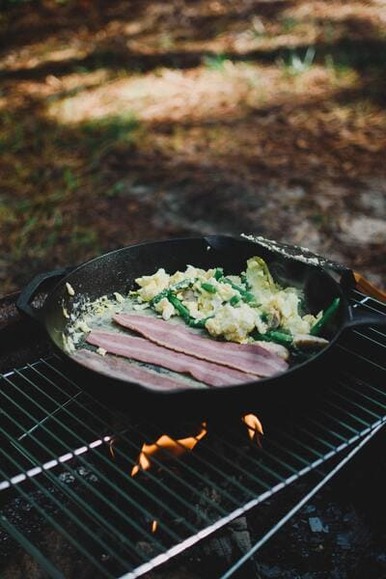 【画像】カリカリベーコン焼けたぞｗｗｗｗｗｗｗｗｗｗｗ