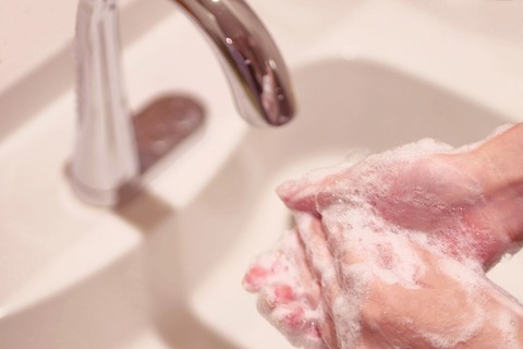 26e8939f6564feff50f530a17b726b13_m