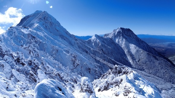 野辺山で雪振らなきゃ大体の登山口はノーマルタイヤでも平気じゃね？