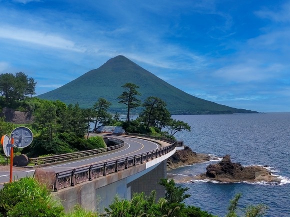 鹿児島県「僕には西郷隆盛と桜島しか無いんです…」
