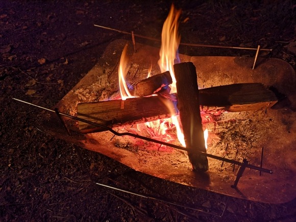 近くのキャンパーさんにどの程度挨拶など一声かける？