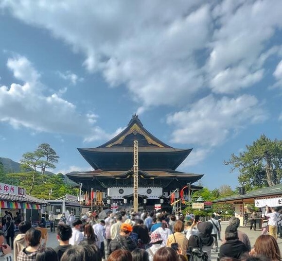 yuika-takamura-0DJ8IzKnnMg-unsplash (1)