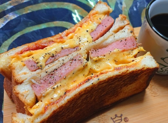 【画像】リュウジのホットサンド作ってみた