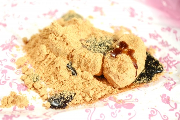客「信玄餅の面白い食べ方教えてください」和菓子屋「うーん」