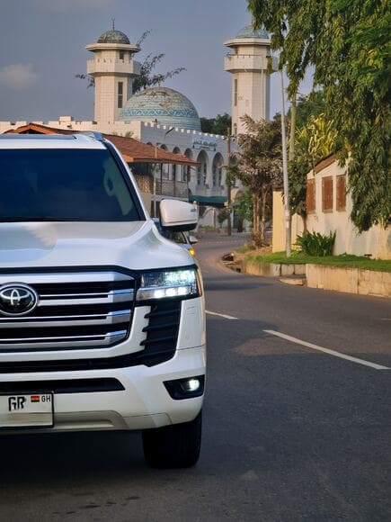 ワイ「ランクル買おうかな」敵「ほーん」