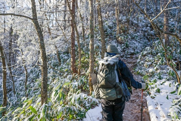 【ザック】シュラフをアクセスしやすい2気室目に入れるの訳わかんない