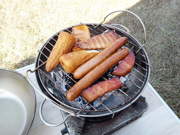 ダイソーに薫製用ダンボールあったぞ