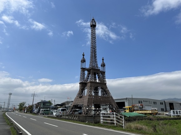 バカ「佐賀？なにも観光する所ないし多分一生行くことないわー」　佐賀県民俺「笑止…」