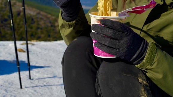 【保温ボトル】ニトリのヒーテックスかアトラスのテンピークか迷う