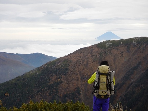 【画像】深夜の間違い探し（登山編）????なんJ民の団結力