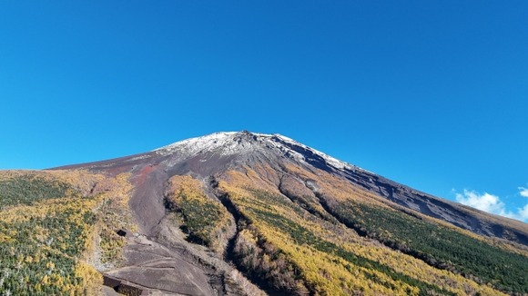 富士山に４回も登頂しているし、そろそろエベレストとかの有名な山に挑戦してみたい