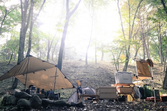 キャンプにも街中でも使える雨用のブーツでいいのないかな？
