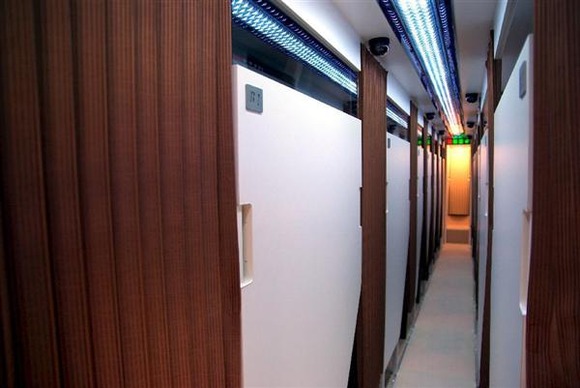 wst1612190020-p3