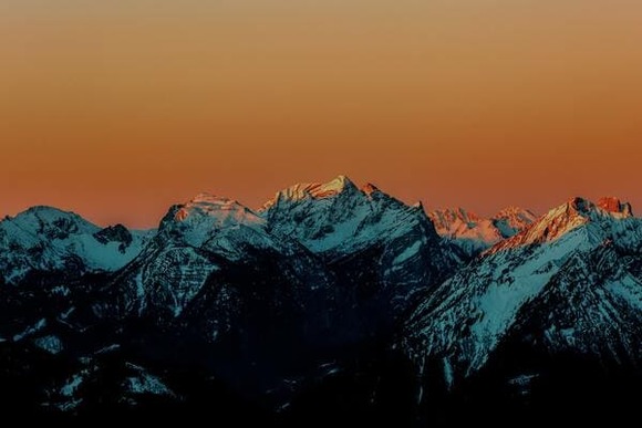 eberhard-grossgasteiger-74bicDgsJ8A-unsplash (1)