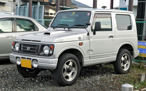 【なんg、ジムニー乗ってる部】カクカクした車、ええよな