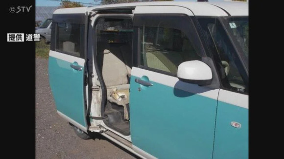 【北海道清里町】「クマに車が荒らされた」座席部分が削り取られ 窓には足跡が スライドドア開け車内荒らす…