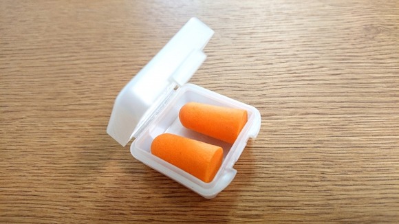 【悲報】まともな耳栓さん、モルデックスかハワードレイトの2択しか無い…