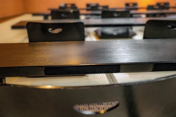 健康ランドでひとりで飲んでる