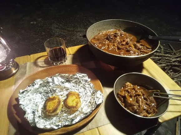 【キャンプ飯】ちくわぶ好きじゃなかったけど「うどんの太いやつ」って思ったらなんとか食えるようになった