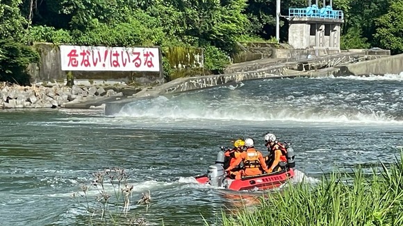 20代男性が相模川で流され行方不明…友人を助けに川へ入ったか