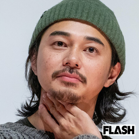 東出昌大、新婚わずか1カ月「でっくんが山から消えた！」…近隣住民が語る “夫婦生活” の実態