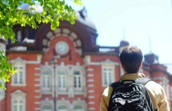 リュックって便利そうで不便そうだよな