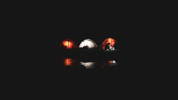 ソロキャンプ始めるからプロ来て教授してくれ