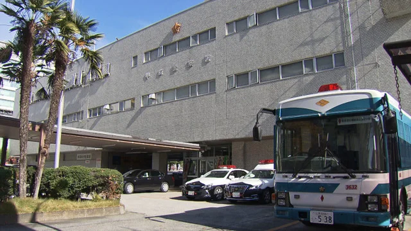 【山梨】御巣鷹山の山中で大学教授を遺体で発見…登山道から滑落した可能性