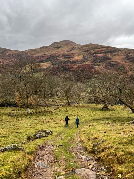 日帰り用ザックは２８だな。それ以上小さい必要もない気がする