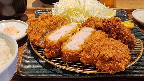 独身って「メシの写真」撮りがちだよな
