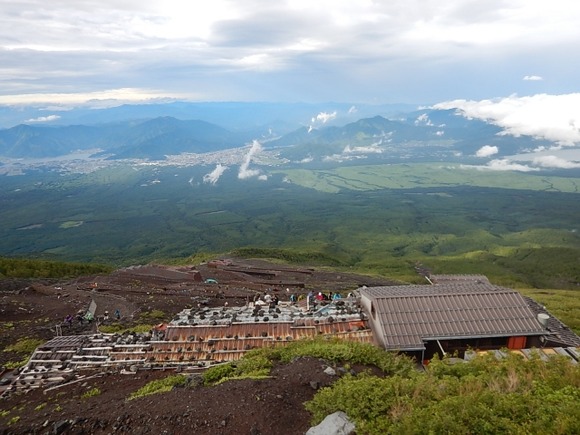 観光公害が問題になってる富士山の入山料っていくらが妥当な額や？