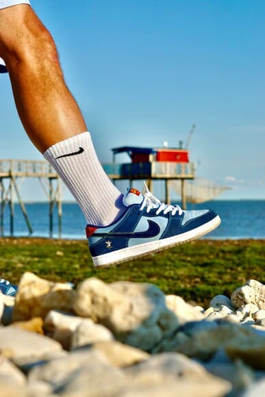 【悲報】ナイキのスニーカーさん、完全におじさんのイメージがついてしまう