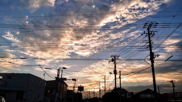 【急募】日本の街から電信柱を無くすにはどうしたらいいの？