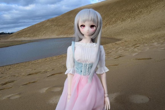 【画像】人形の嫁と岡山と鳥取行ってきた(鳥取砂丘で遭難した)