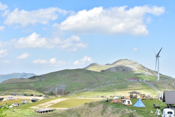 フリーサイトでも荷物置いて場所取りはない