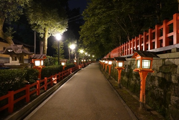 京都市って深夜徘徊したら楽しそうで羨ましいｗｗｗｗｗｗｗｗ