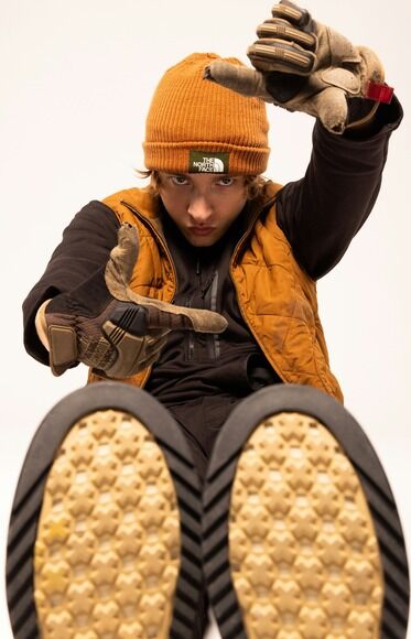 高校生が普通にノースフェイス着てるけどどうやって買ってんだ