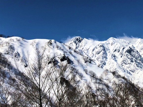 五竜岳に行ってきた！冬山装備がなきゃ話にならんレベルだったわ