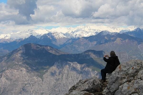 stefano-bazzoli-voWDBhGB2mM-unsplash (1)